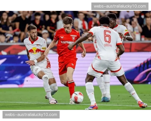 拜仁单赛季105球创纪录 进攻端多点开花难以防范